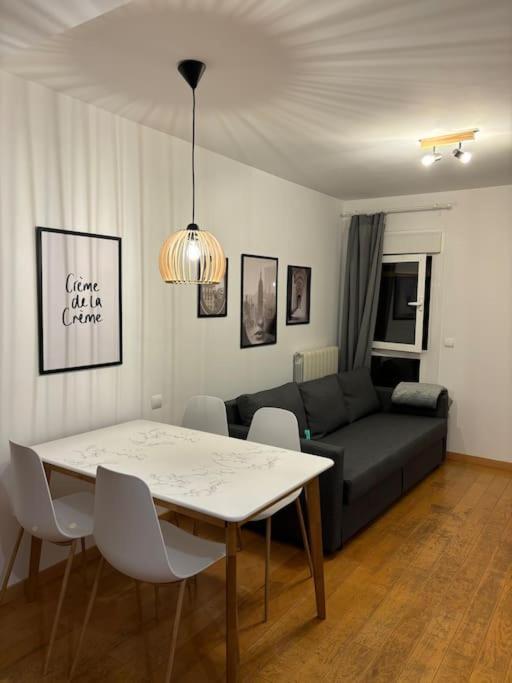 Apartamento Nolasco ซาราโกซา ภายนอก รูปภาพ